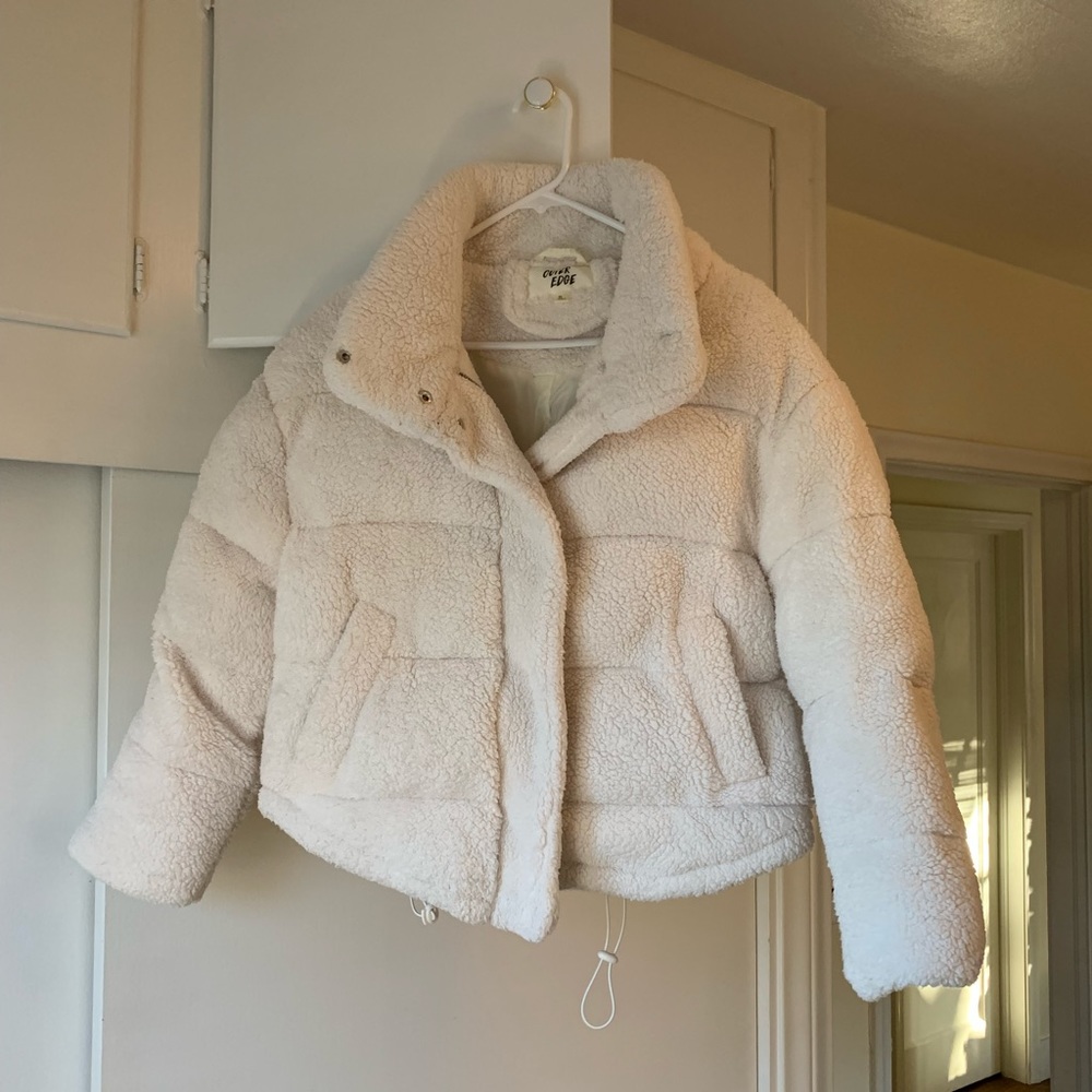 Outer edge puffer Sherpa coat